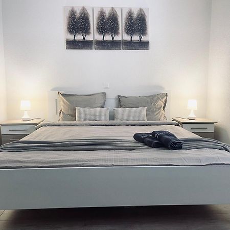 יאיצי Apartman Kiss מראה חיצוני תמונה